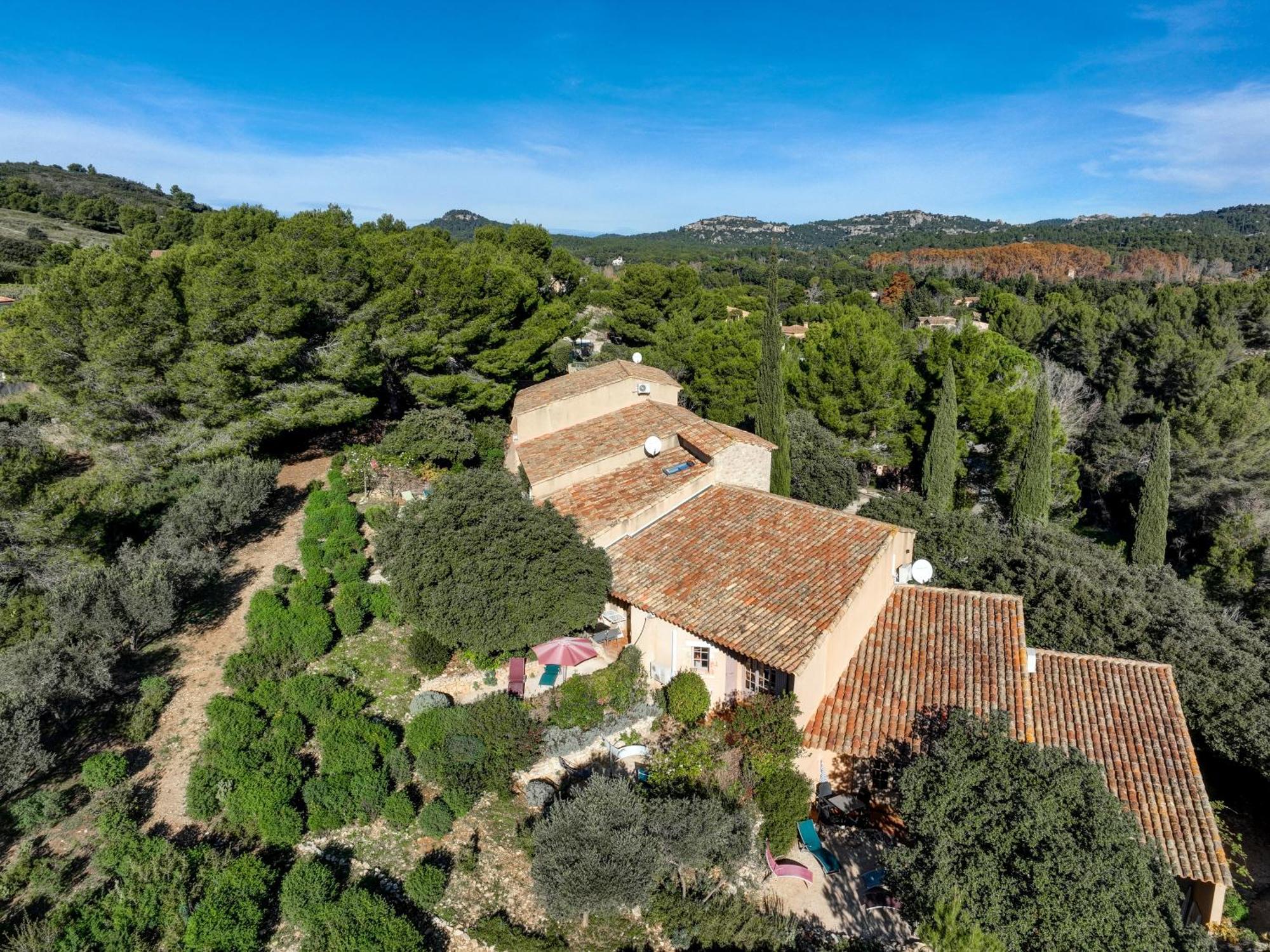 Les Garrigues De La Vallee Des Baux Paradou Eksteriør bilde